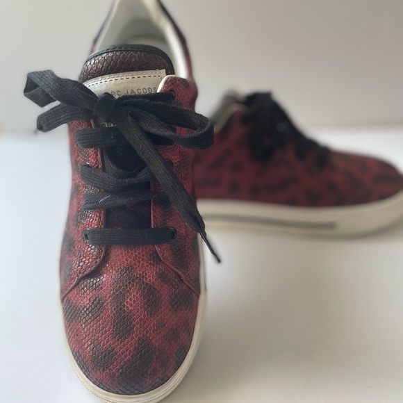 MARC BY MARC JACOBS Red Snake Embossed lace up sneakers. - Picture 1 of 14